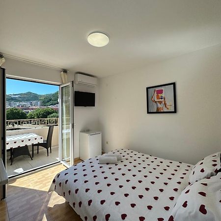 Apartmani Simona Budva Luaran gambar