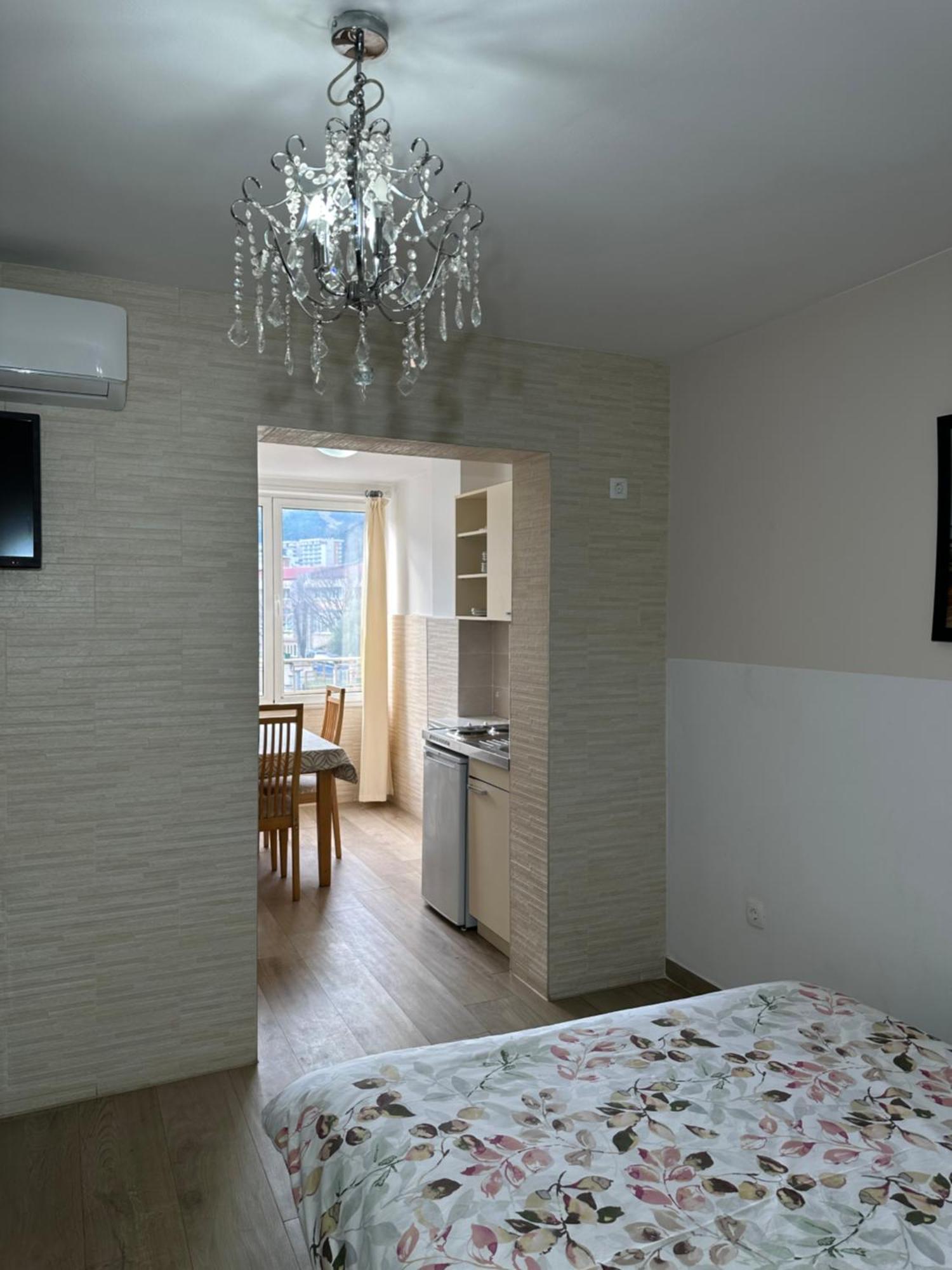 Apartmani Simona Budva Luaran gambar