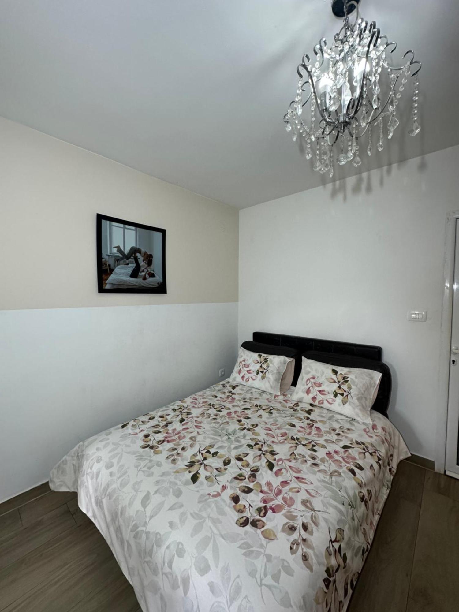 Apartmani Simona Budva Luaran gambar